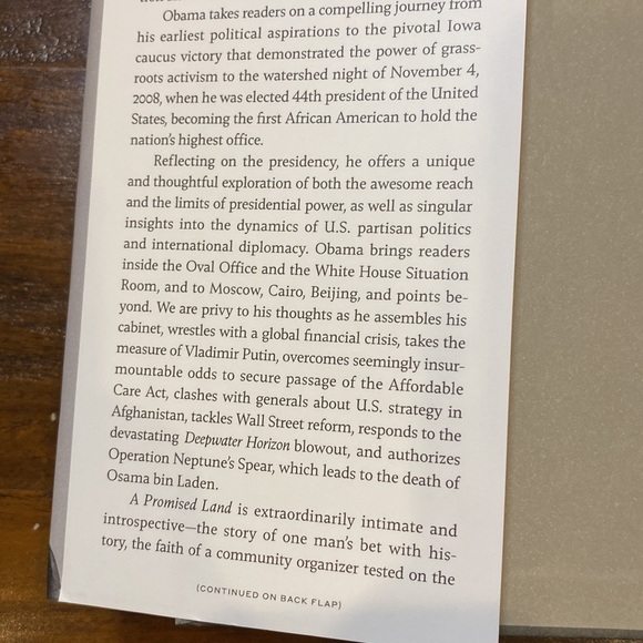 New York Times Bestseller A Promised Land Barack Obama Memoir Hardcover - Picture 5 of 6